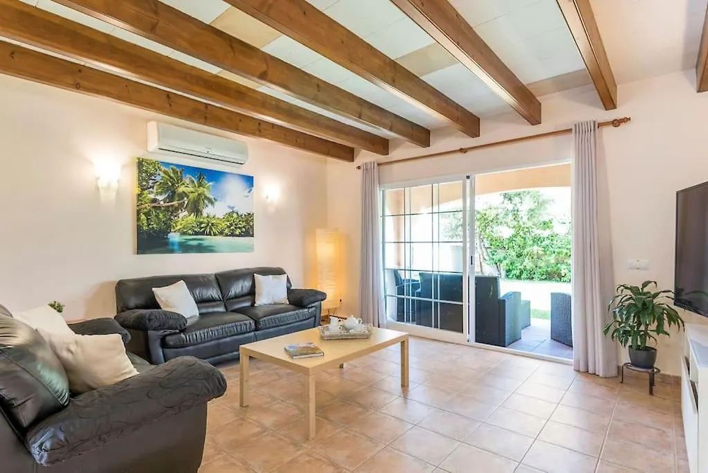 Villa Judith En Menorca Son Carrio